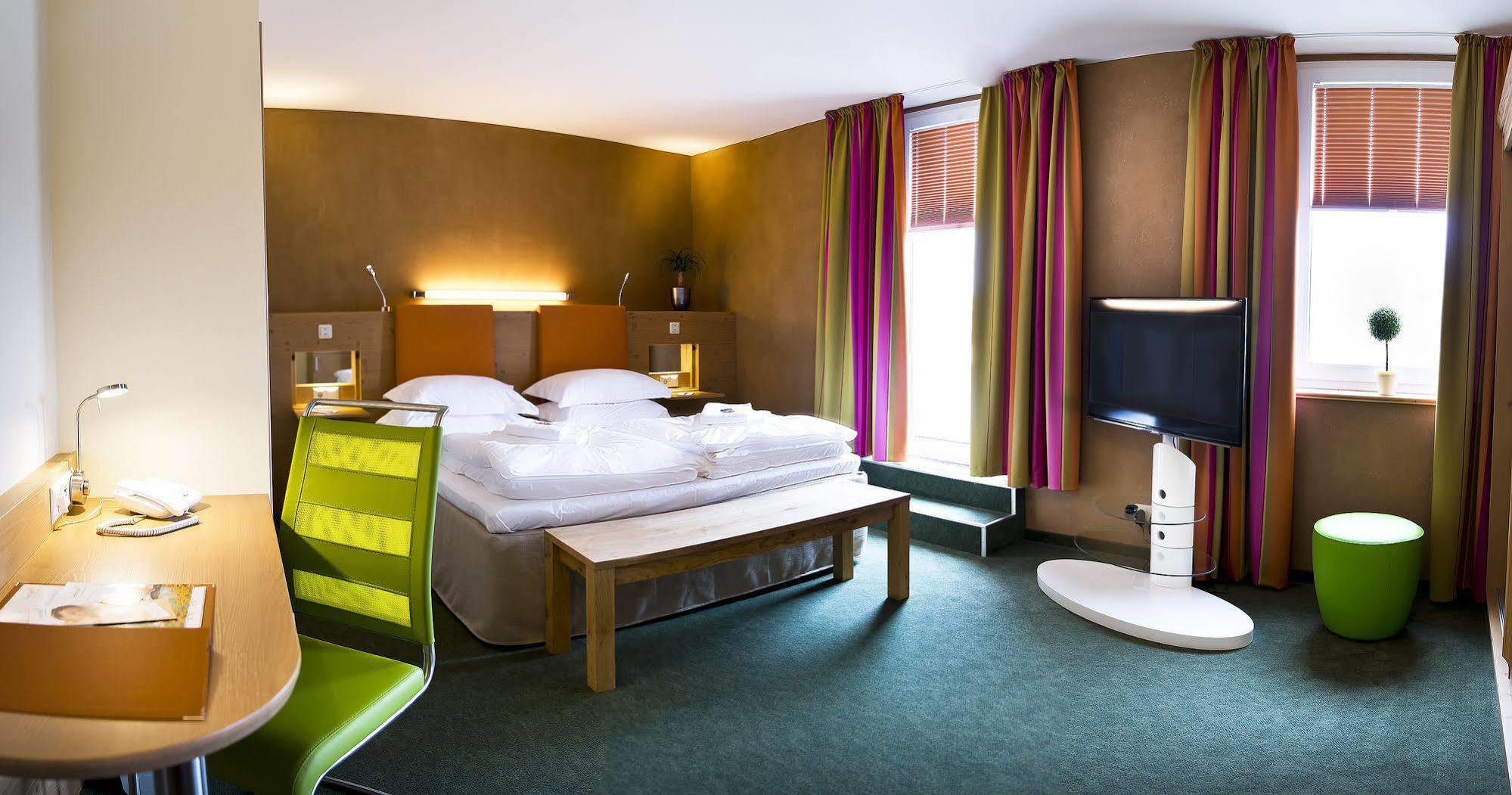 Sonn'Idyll Hotel & Saunalandschaft 라테노브 외부 사진