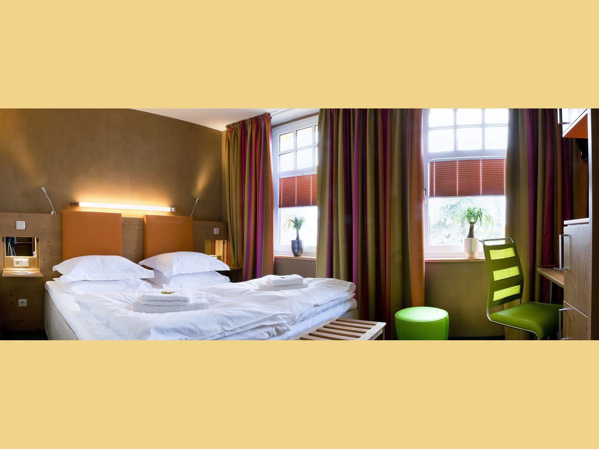 Sonn'Idyll Hotel & Saunalandschaft 라테노브 외부 사진